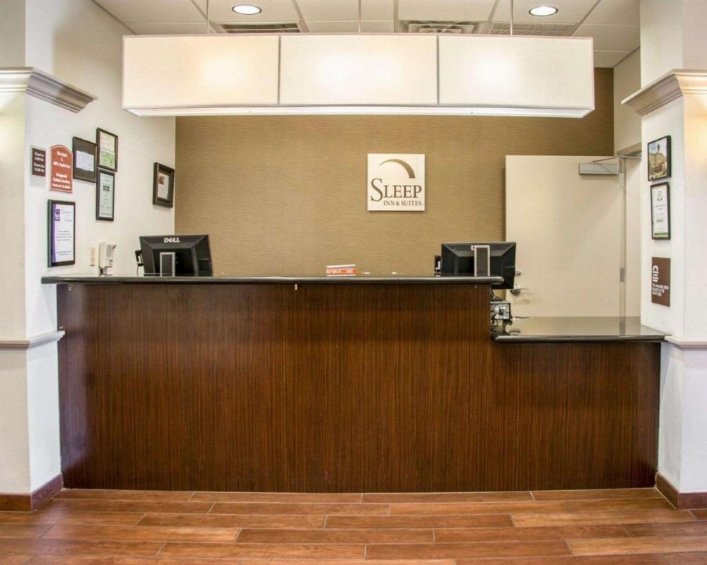 Sleep Inn & Suites Medical Center Image 15